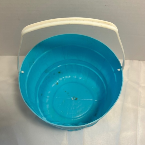 Vintage Blue Plastic Easter Basket Bunny Face Handle Childrens Toy Storage - Picture 2 of 8